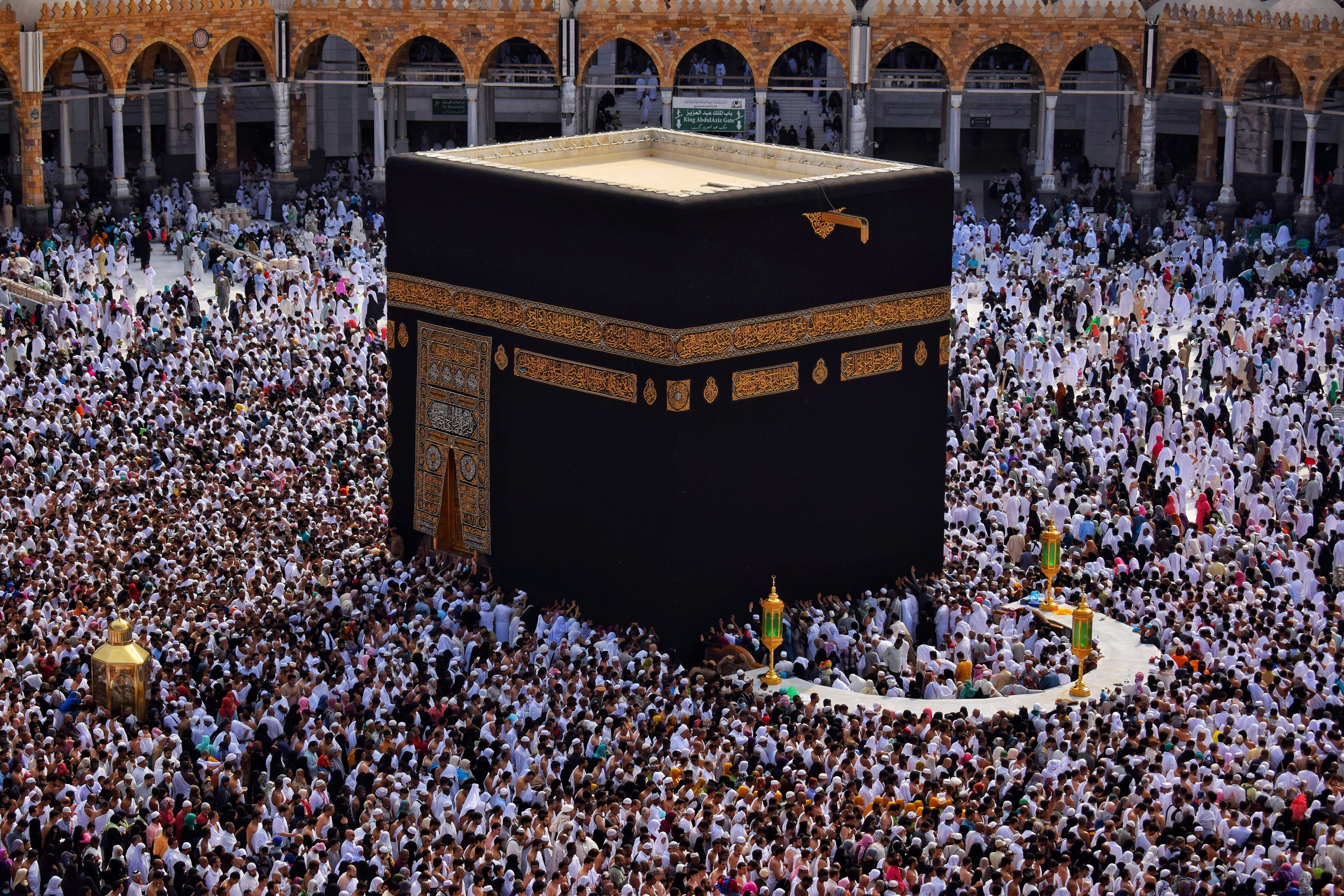 Umrah Packing List from the USA: Documents, Clothing and Essentials