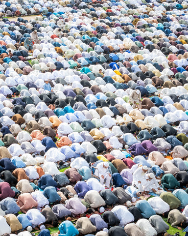 Umrah Transportation Options: Train, Private Car and Shared Transfers