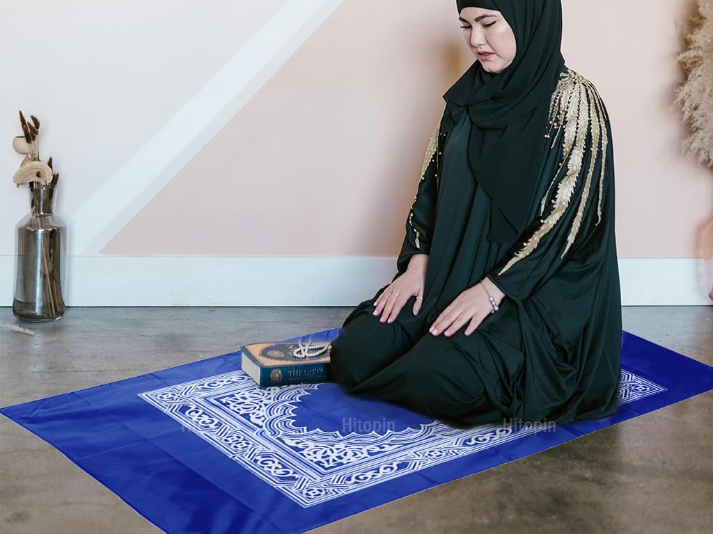 Hitopin 4 PCS Portable Travel Prayer Mat – Waterproof Muslim Prayer Rug for Ramadan, Travel, and Daily Prayers (Green, Blue, Red, Black)