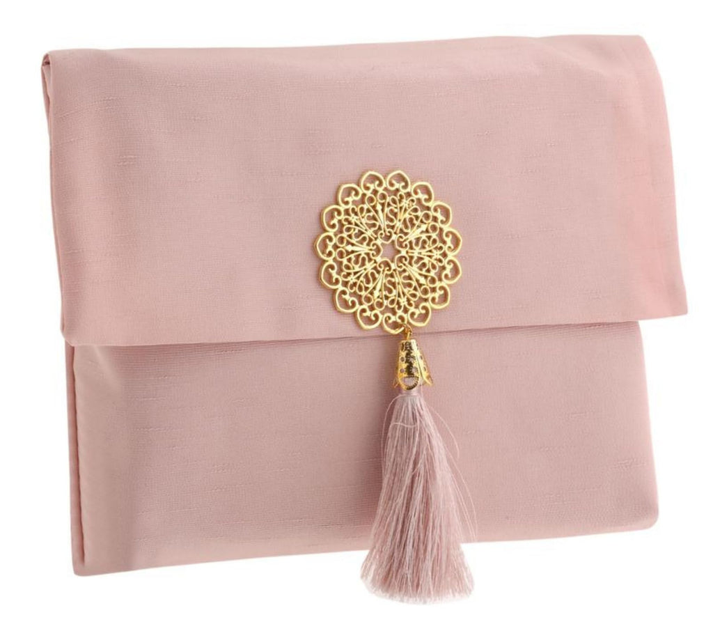 Prien Muslim Prayer Rug Set with Tasbih and Portable Bag – Soft Turkish Sajadah for Women & Men, Ideal Ramadan, Eid, Hajj, Travel Gift (Powder Pink)